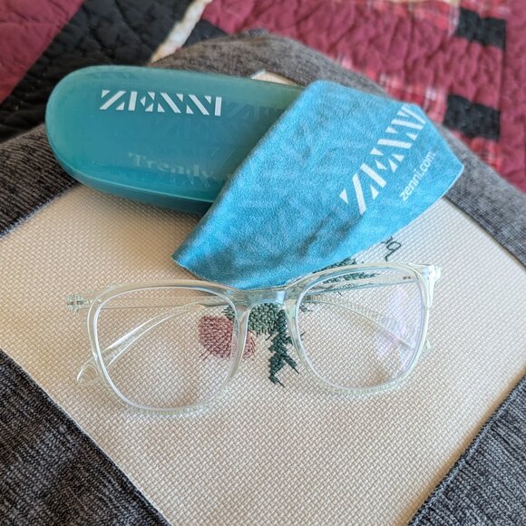 Zenni 8119924 Eyeglasses and Case and Cleaning Cloth - Picture 1 of 10